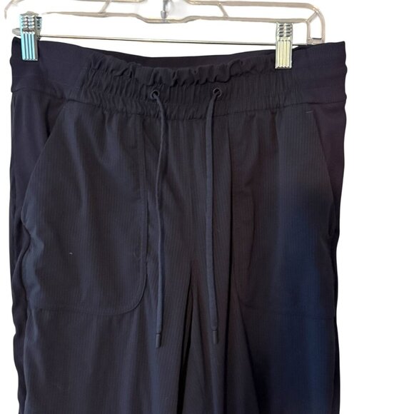 Lululemon Navy Womens Joggers Drawstring Waist Relaxed Fit Size 8 Lightweight - Picture 2 of 6